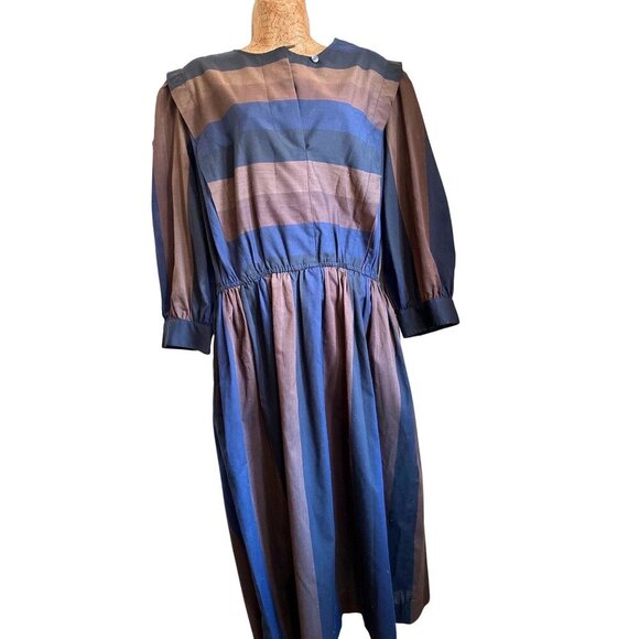 Vintage Striped Midi Dress With Button Closure & Puffed Sleeves - Picture 2 of 14